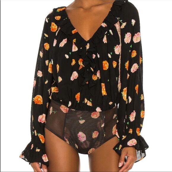 NWOT Free People Poppy Floral Printed V-Neck Bodysuit
Size XS - Picture 3 of 16